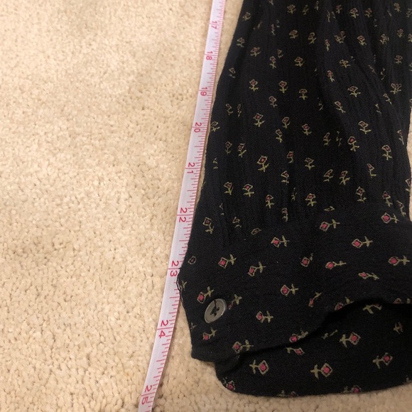 Free People Tunic - fits a M (loose fit). - Picture 6 of 7